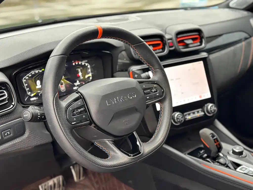 LYNK&CO 02 HATCHBACK 2022