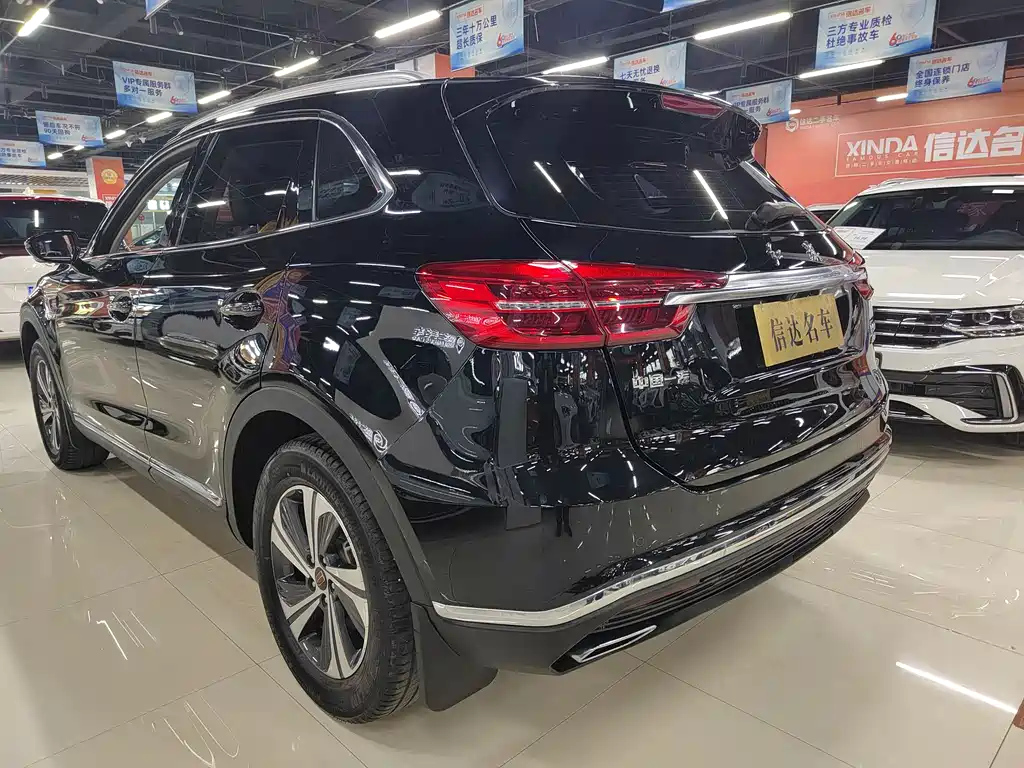HONGQI HS5 2020