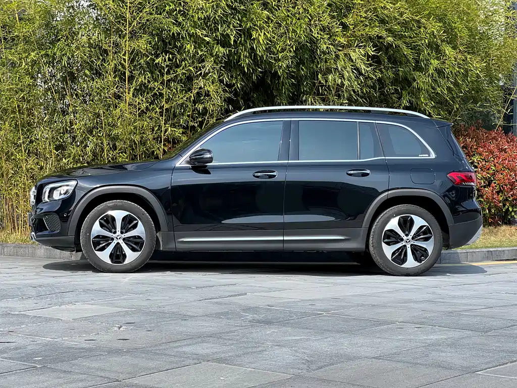 MERCEDES BENZ GLB 2022
