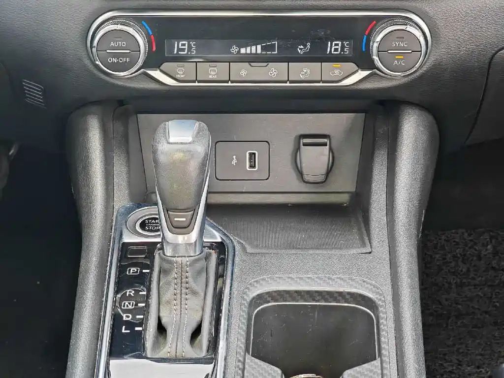 NISSAN SYLPHY 2021