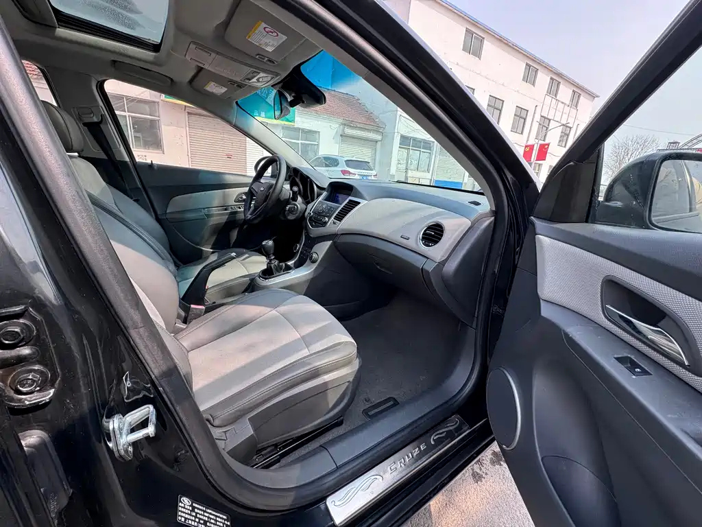 CHEVROLET CRUZE 2010