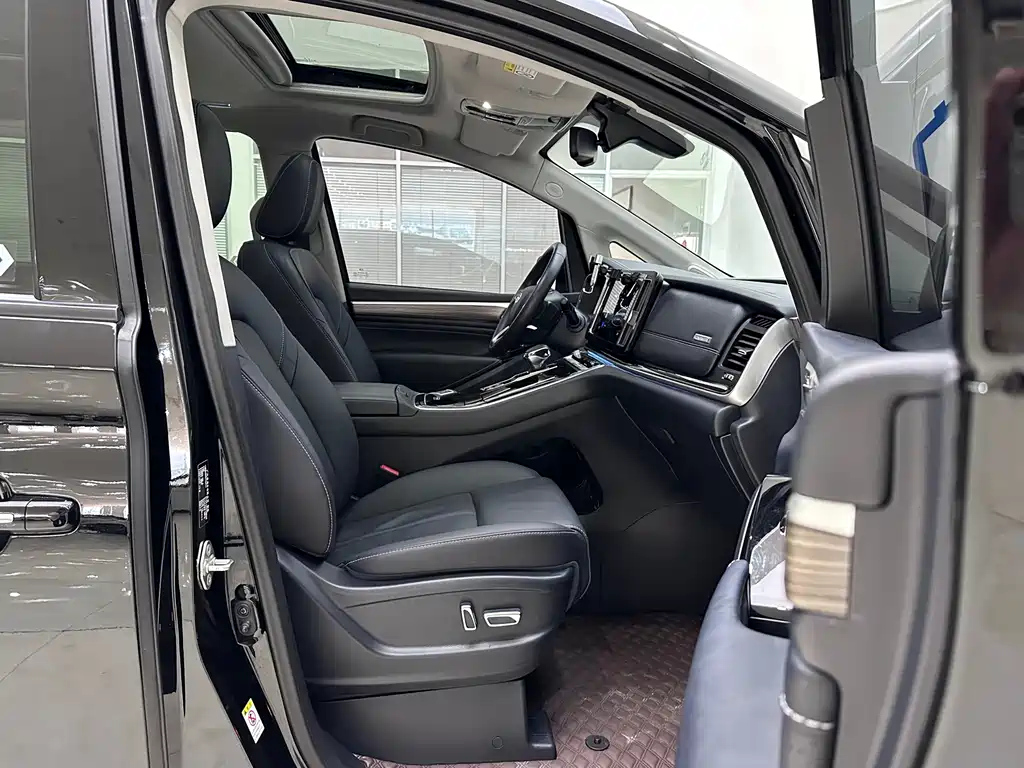 TRUMPCHI M8 2023