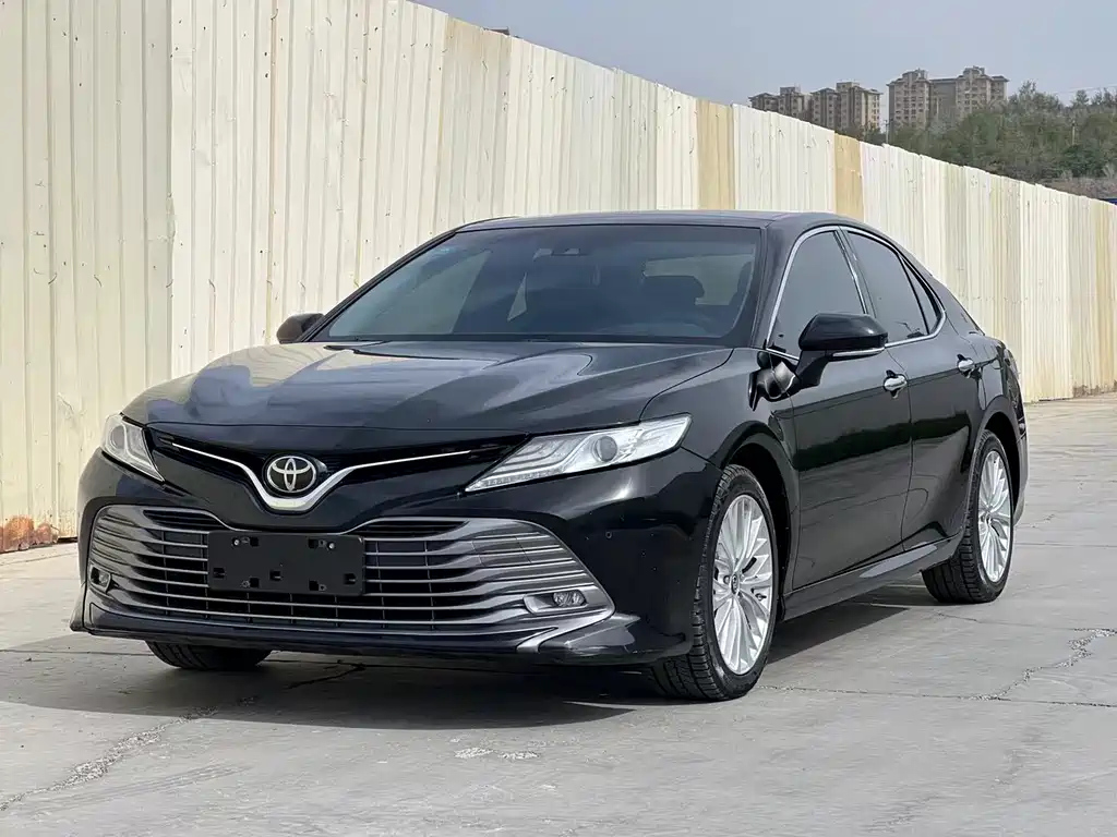 TOYOTA CAMRY 2018