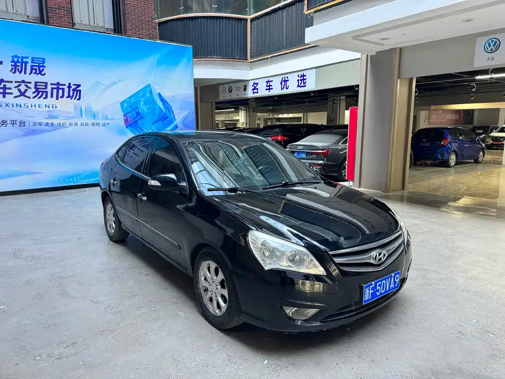 HYUNDAI CELESTA 2009