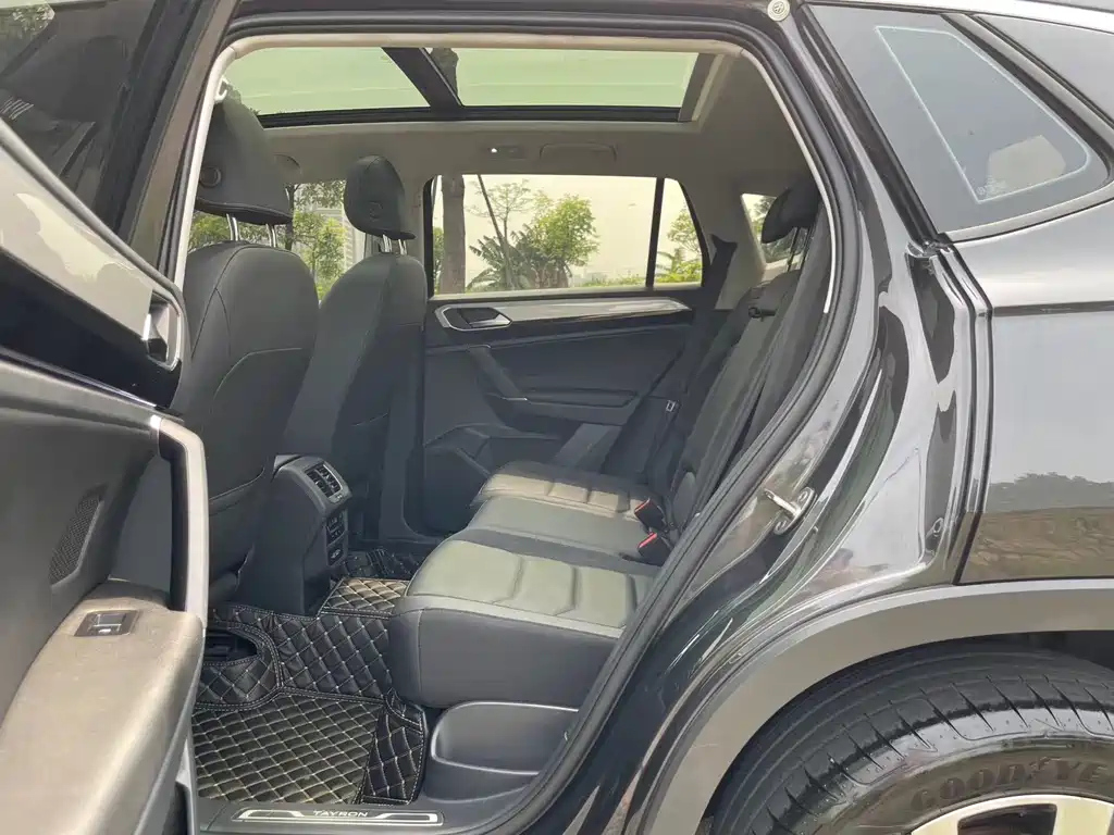 VOLKSWAGEN TAYRON 2022