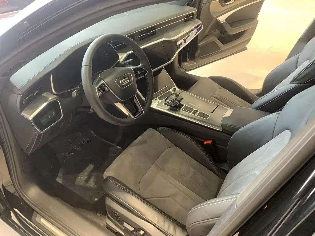 AUDI A6L 2020