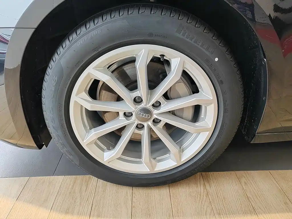 AUDI A6L 2021