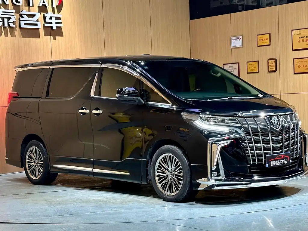 TOYOTA ALPHARD 2016