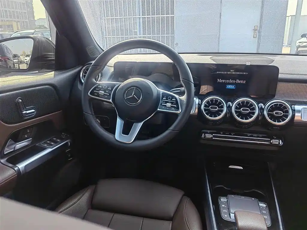 MERCEDES BENZ GLB 2022