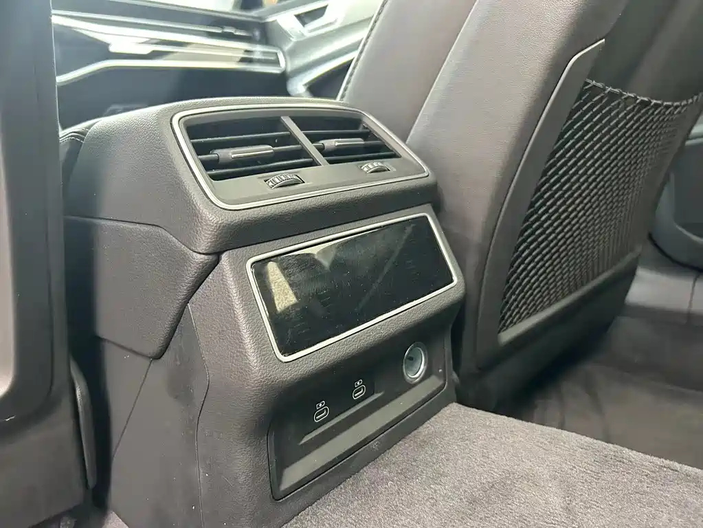 AUDI A6L 2023