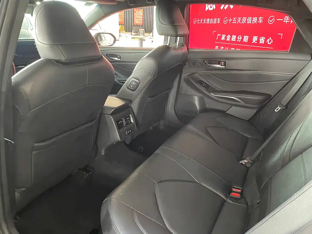 TOYOTA AVALON 2020