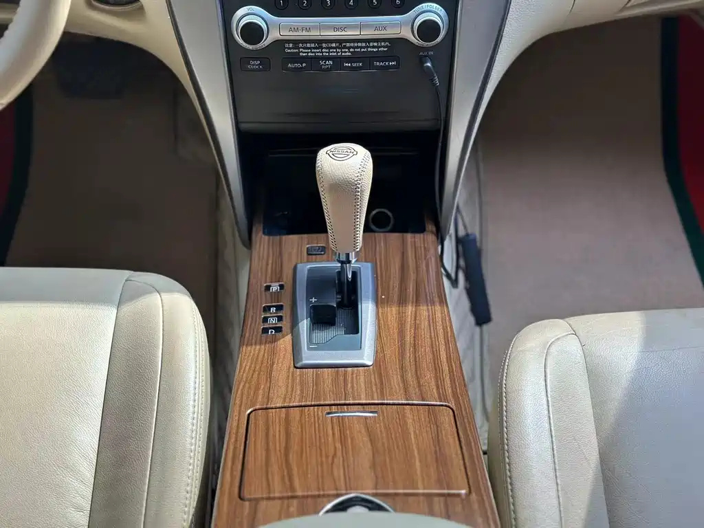 NISSAN TEANA 2013