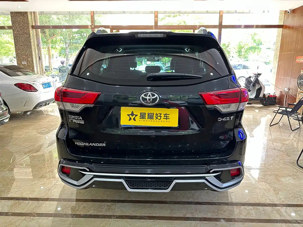 TOYOTA HIGHLANDER 2019