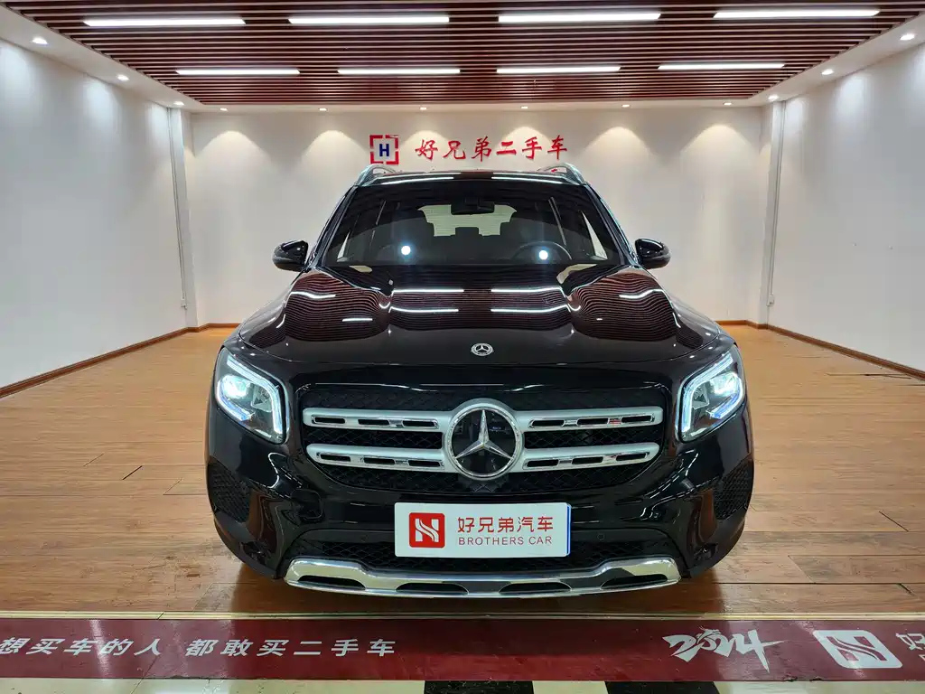 MERCEDES BENZ GLB 2021