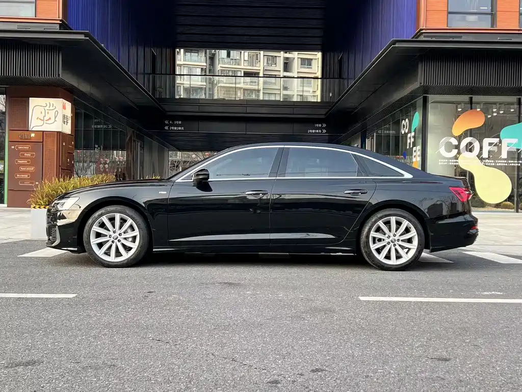 AUDI A6L 2021