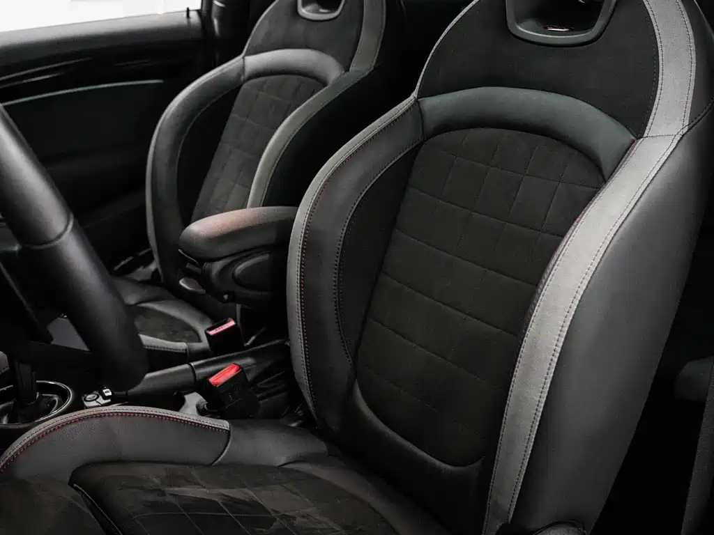 MINI JCW 2022