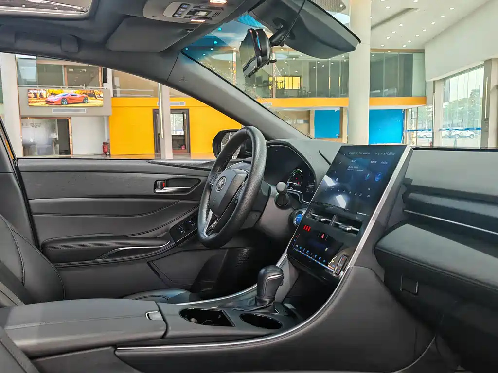 TOYOTA AVALON 2022