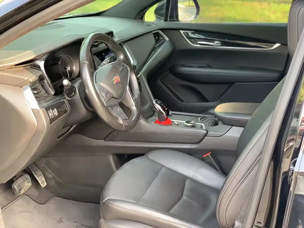 CADILLAC XT5 2020
