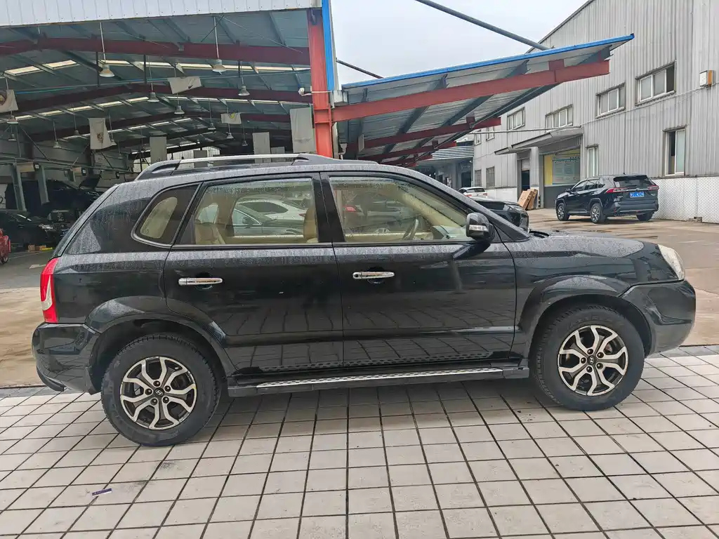 HYUNDAI TUCSON 2013