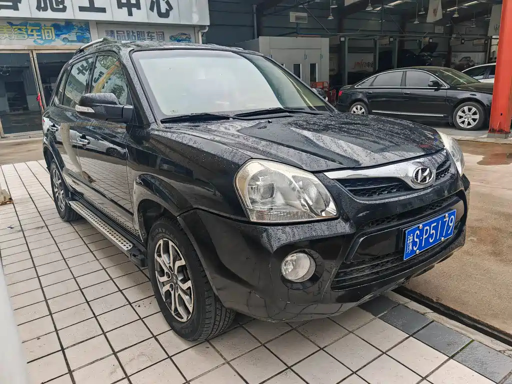 HYUNDAI TUCSON 2013