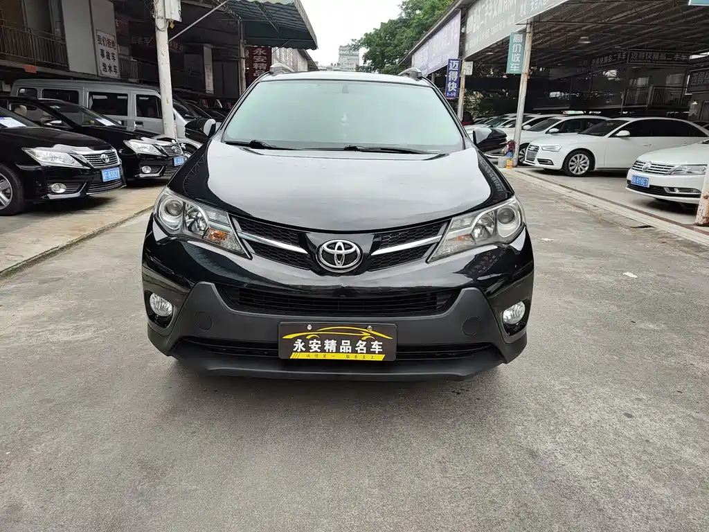 TOYOTA RAV4 RONGFANG 2015