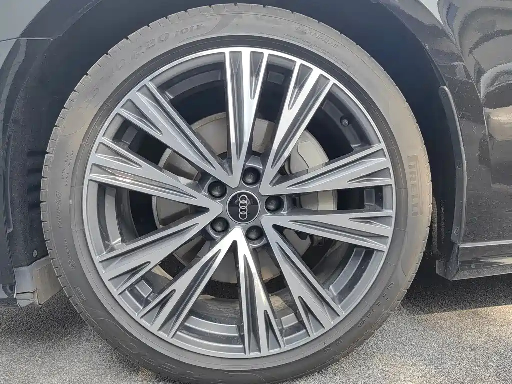 AUDI A6L 2022