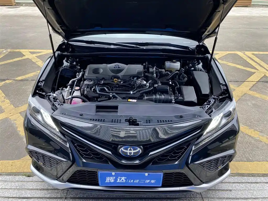 TOYOTA CAMRY 2022