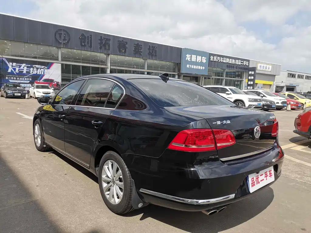 VOLKSWAGEN MAGOTAN 2015
