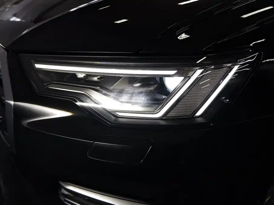 AUDI A6L 2023