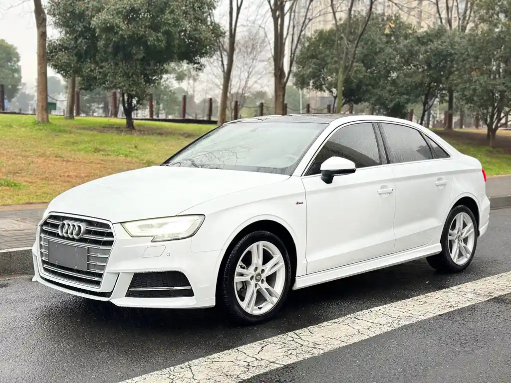 AUDI A3 2020