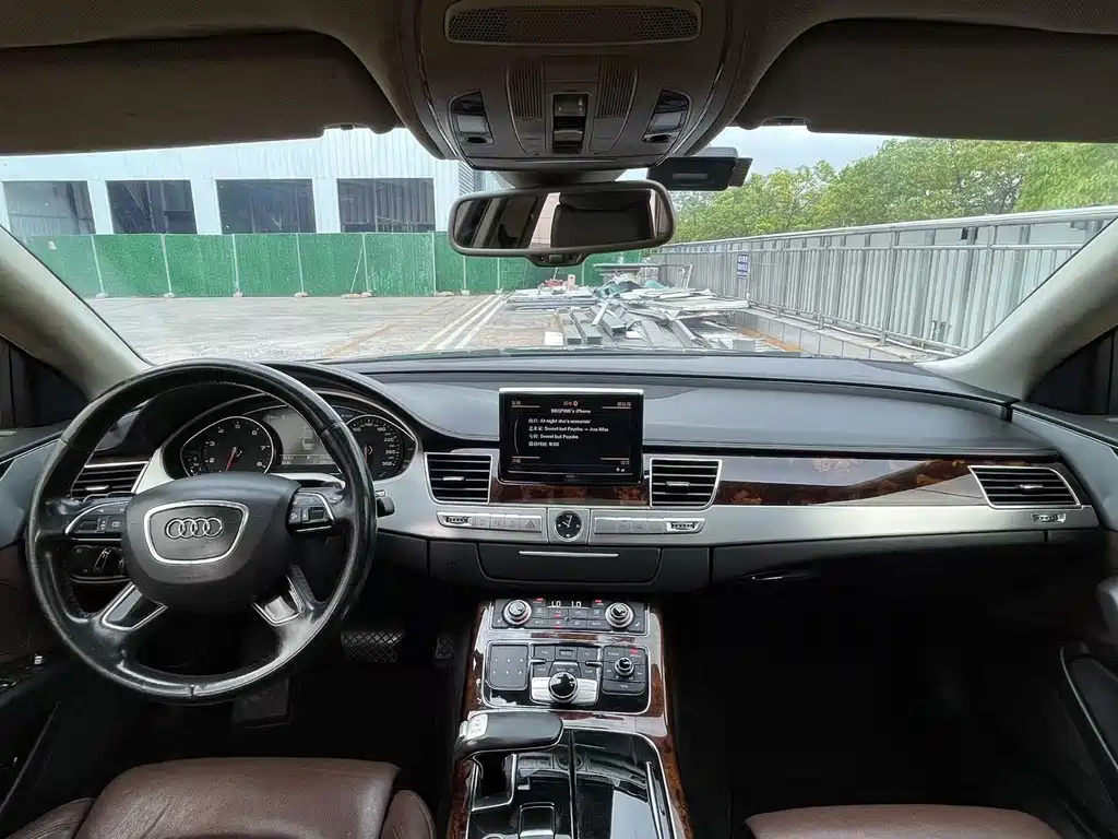 AUDI A8 2013