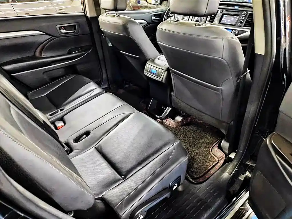 TOYOTA HIGHLANDER 2018