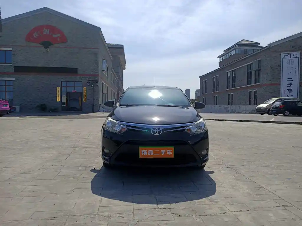 TOYOTA VIOS 2015