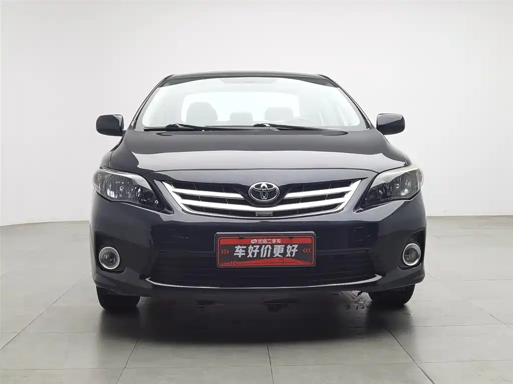 TOYOTA COROLLA 2013