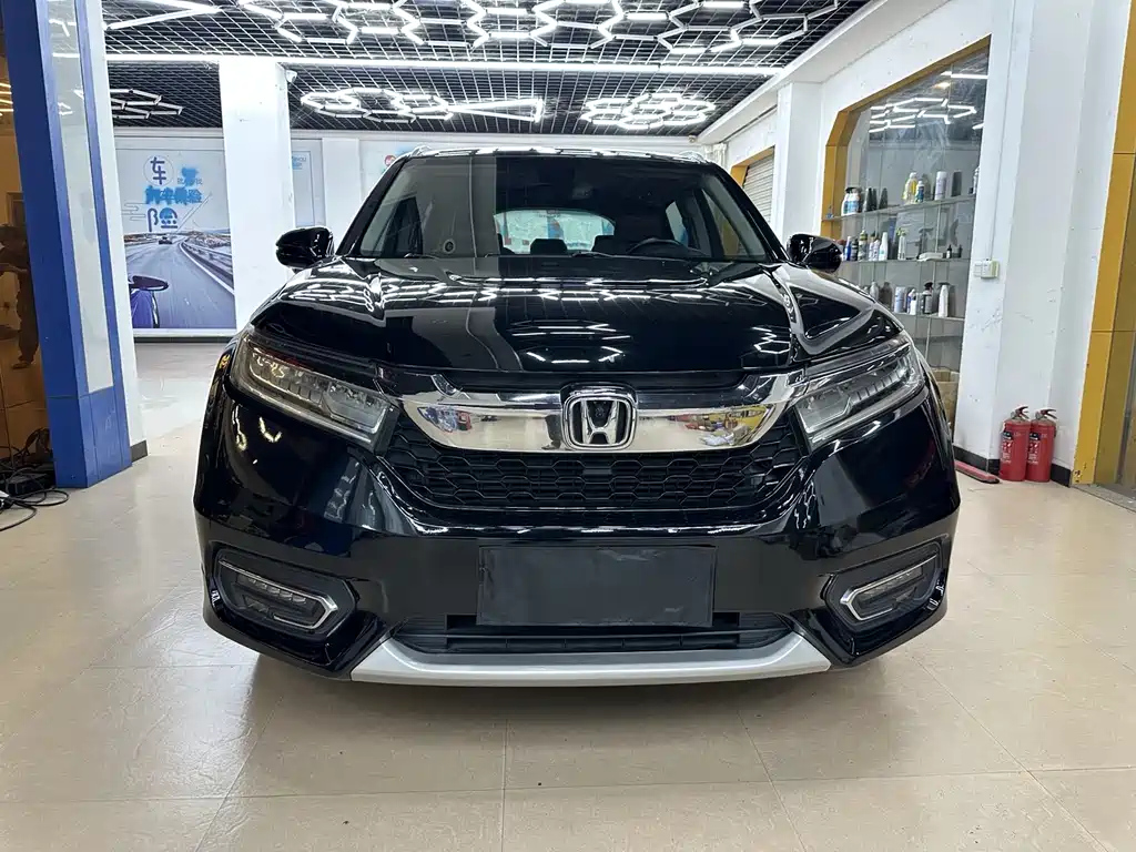 HONDA AVANCIER 2017