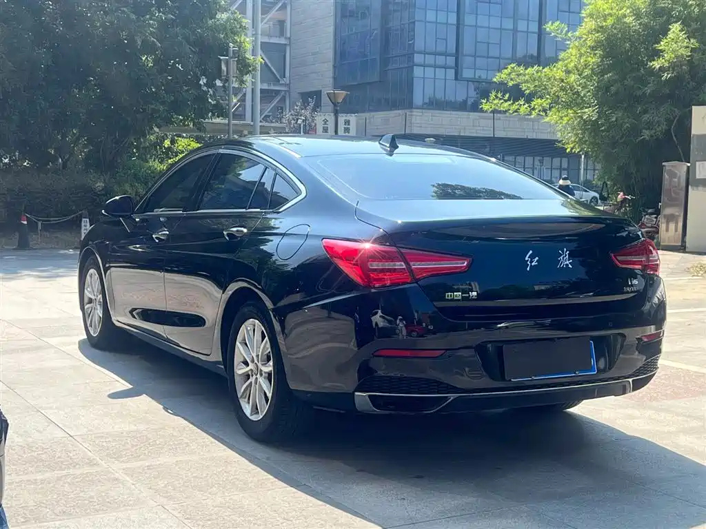 HONGQI H5 2019