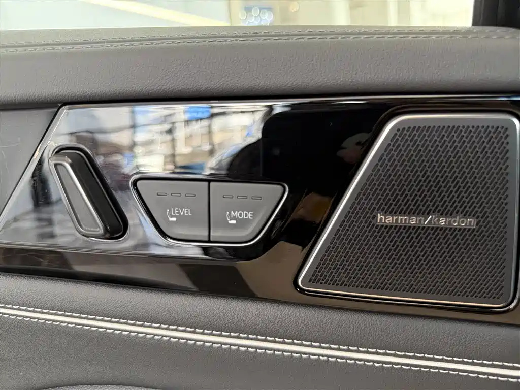 VOLKSWAGEN MAGOTAN 2024