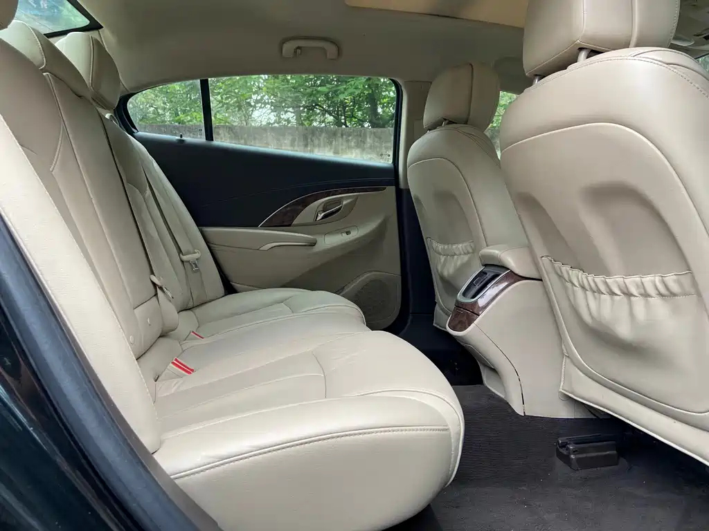 BUICK LACROSSE 2013