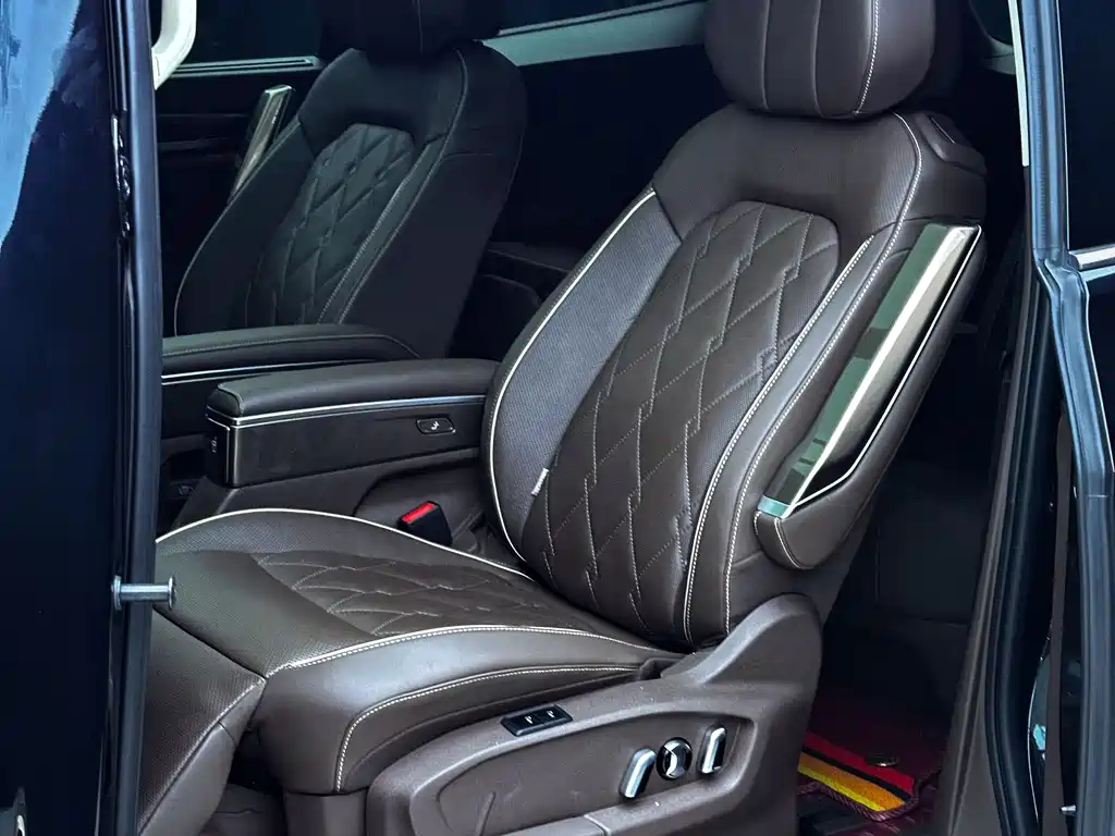 VOLKSWAGEN VILORAN 2020