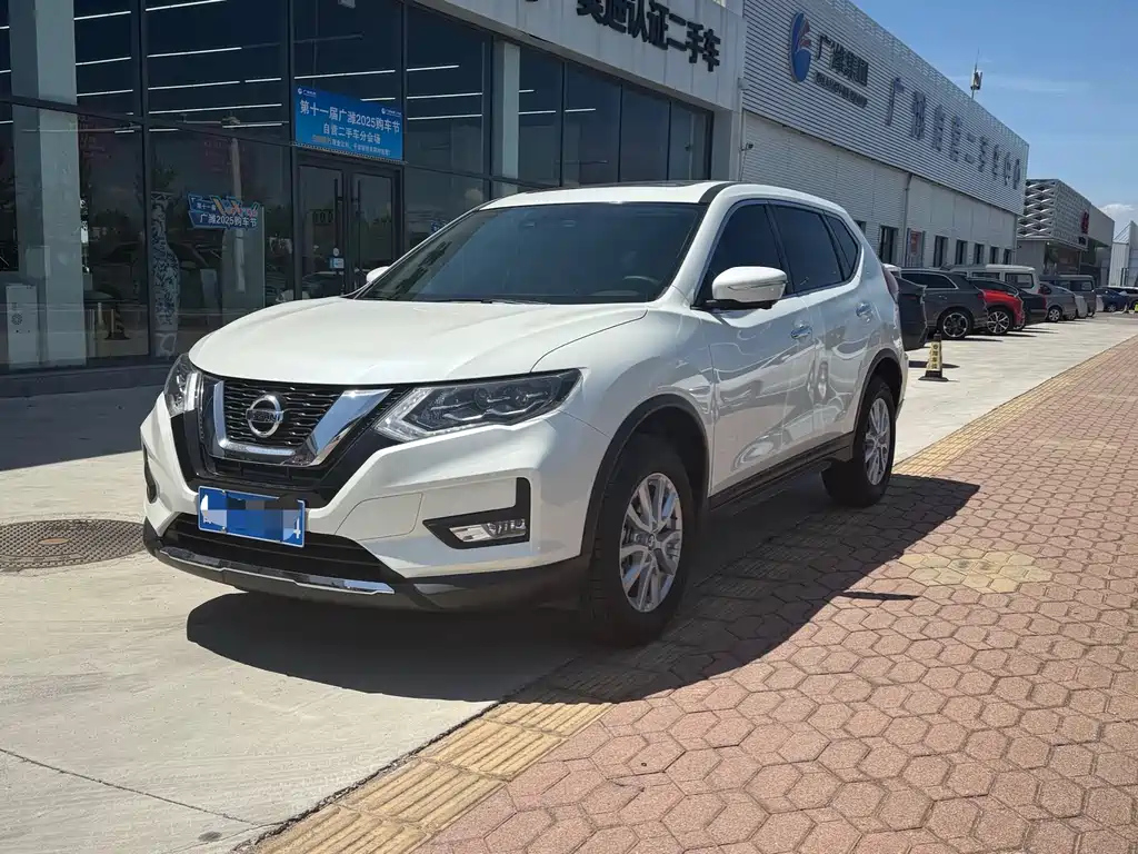 NISSAN X-TRAIL 2023