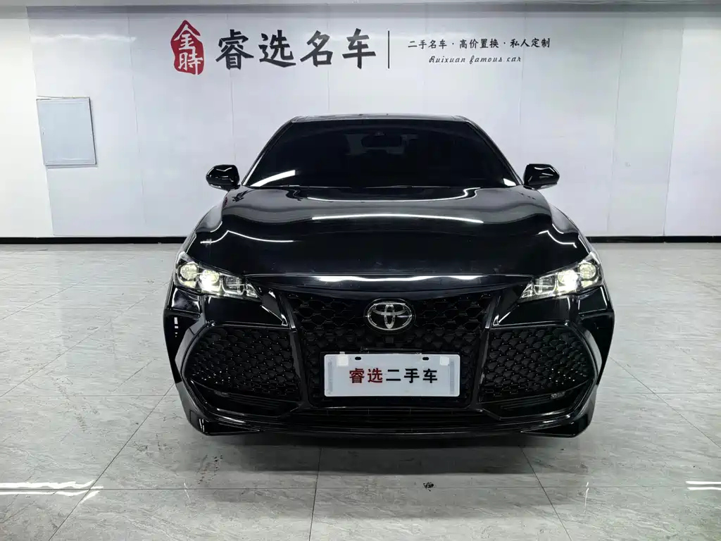 TOYOTA AVALON 2021