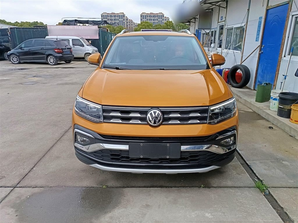 VOLKSWAGEN T-CROSS 2020