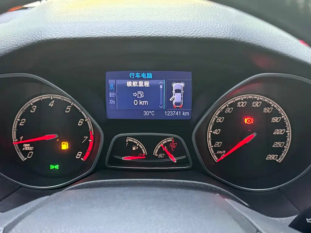 FORD FOCUS IMPORT 2014