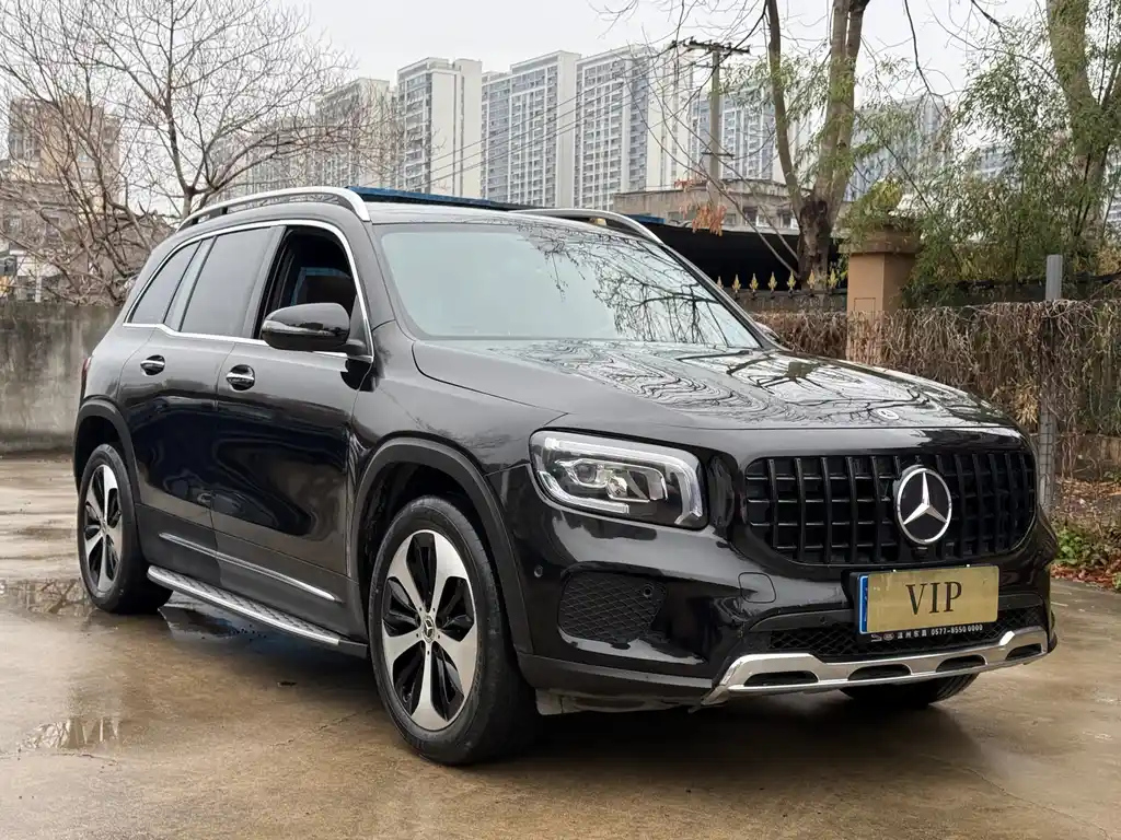 MERCEDES BENZ GLB 2021