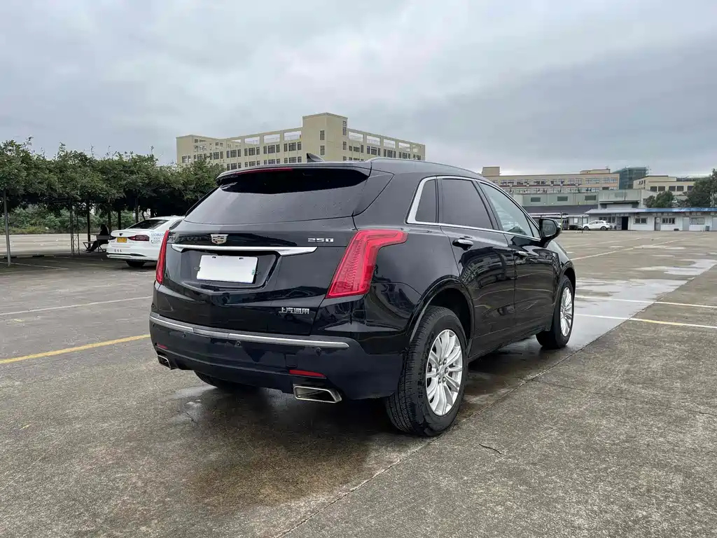 CADILLAC XT5 2016