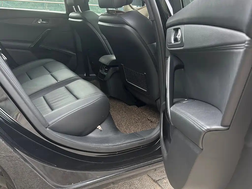 PEUGEOT 508 2015