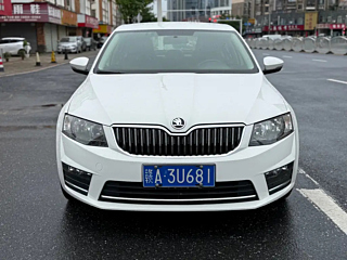 SKODA OCTAVIA  2017