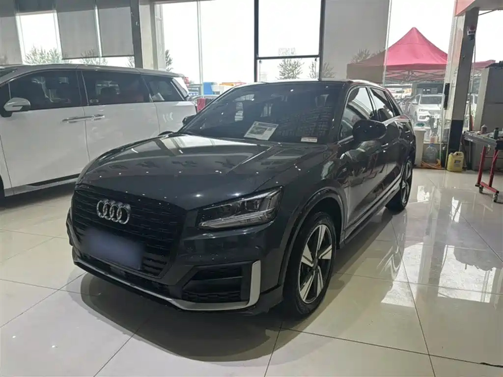 AUDI Q2L 2020