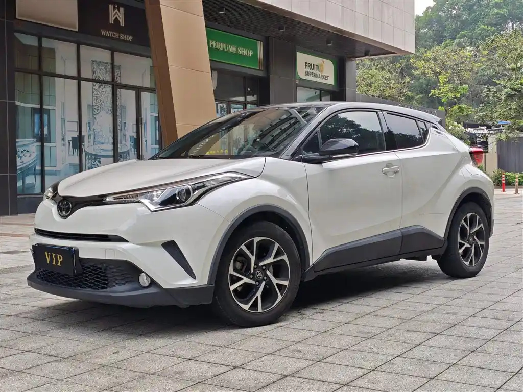 TOYOTA C-HR