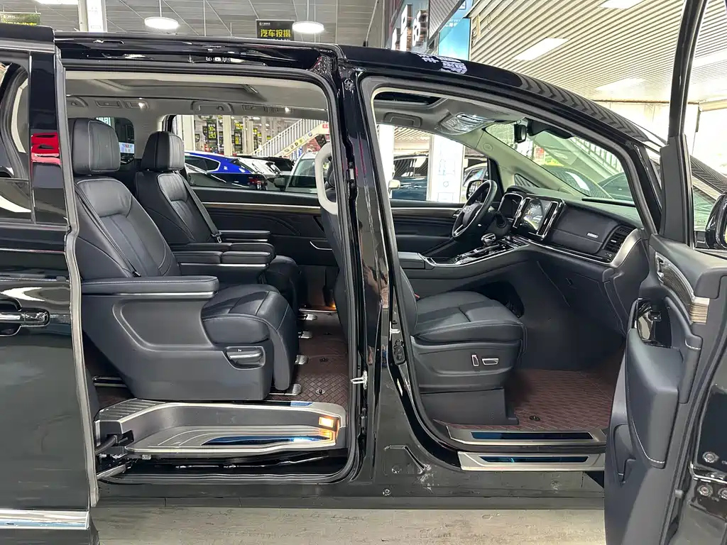 TRUMPCHI M8 2021